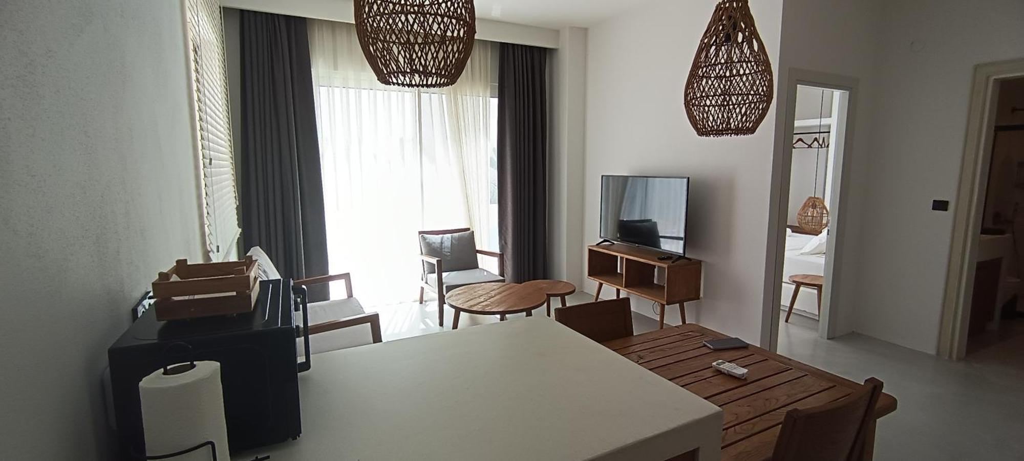 פאטהיה Gizz Suites City מראה חיצוני תמונה